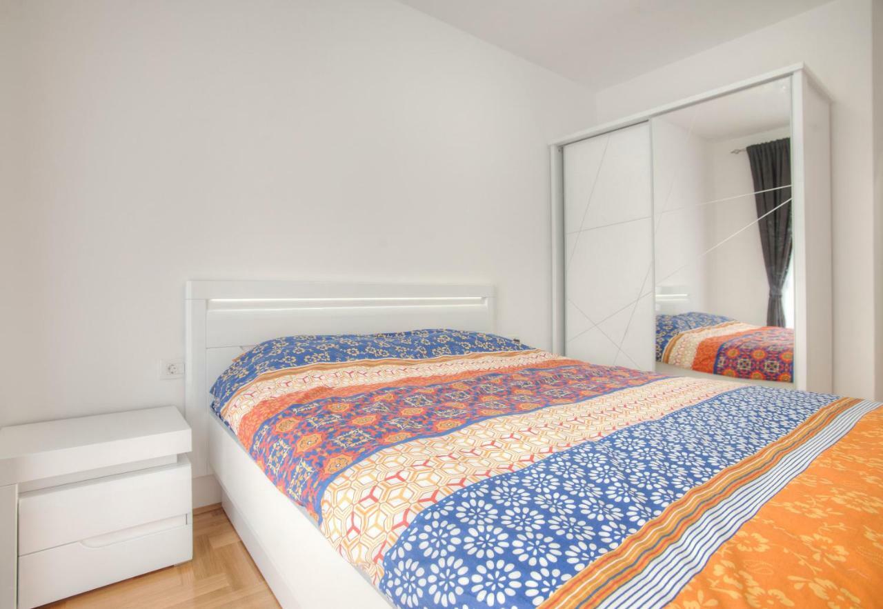 Apartman 104 Budva Buitenkant foto